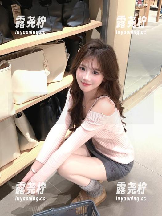 直达灵魂深处的黑料在线吃瓜,看到一半忍不住想说别停嘛!-露尧柠 直达灵魂深处的黑料在线吃瓜,看到一半忍不住想说别停嘛!-露尧柠