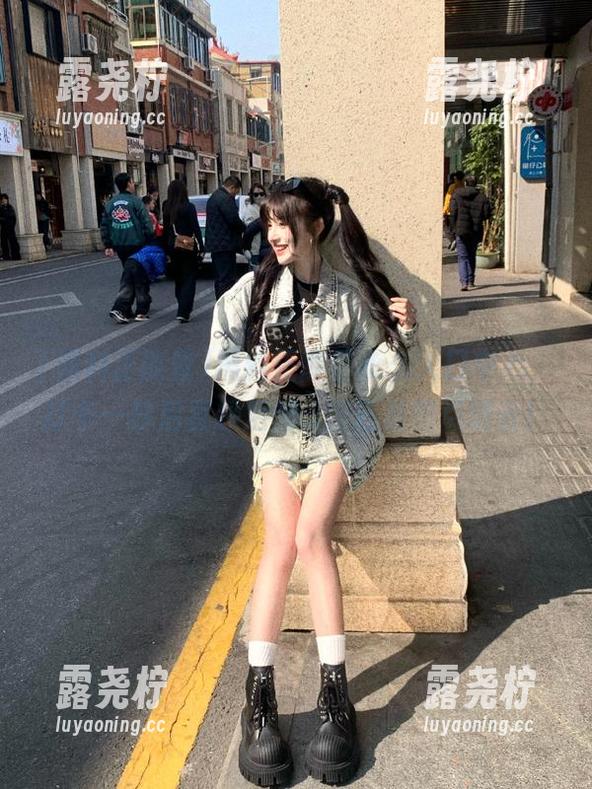 黑料正能量永久入口中心，打卡一秒后直接后悔...但还是想点进去！-露尧柠