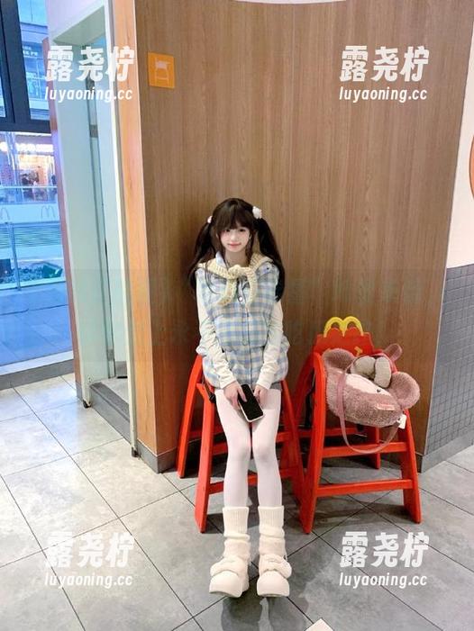 “黑料正能量”地址来袭，带你走上永不迷路的吃瓜之路！-露尧柠