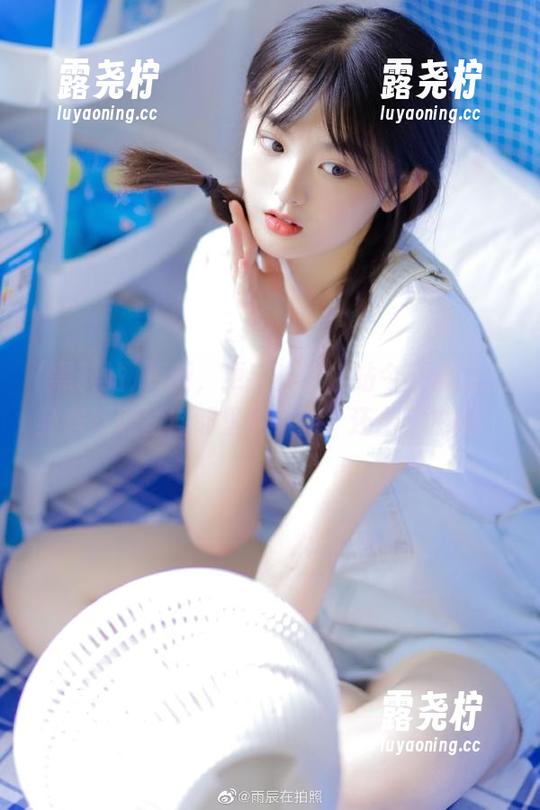 更新，更新！黑料站今日份的八卦居然取材自邻里的小狗，还上了热搜！-露尧柠