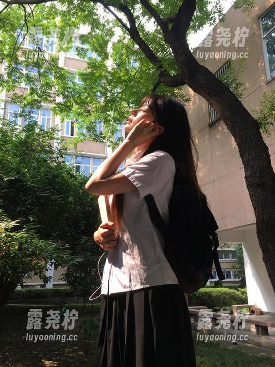 吃瓜免费游——在黑料网，上演你的瓜田趣事，欢迎来分羹！-露尧柠
