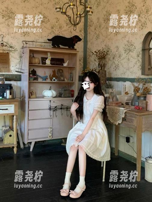“黑料网”app，让我跟着瓜跑，一点不打烊的意思！-露尧柠