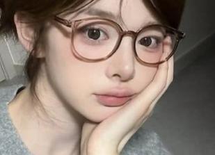 吃瓜在线的资源真挺特别，黑料网曝让人想说“明明可以靠颜值偏偏要拼吃瓜”。