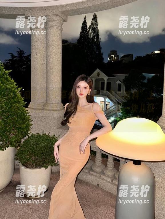安卓体验版在“黑瓜吃料”上线，这是要把所有情感纠纷揉成一块儿瓜吃掉吗？-露尧柠